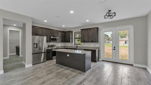 1802 AVENUE Q SW, Winter Haven, FL 33880