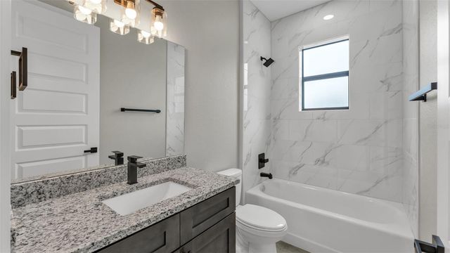 1802 AVENUE Q SW, Winter Haven, FL 33880