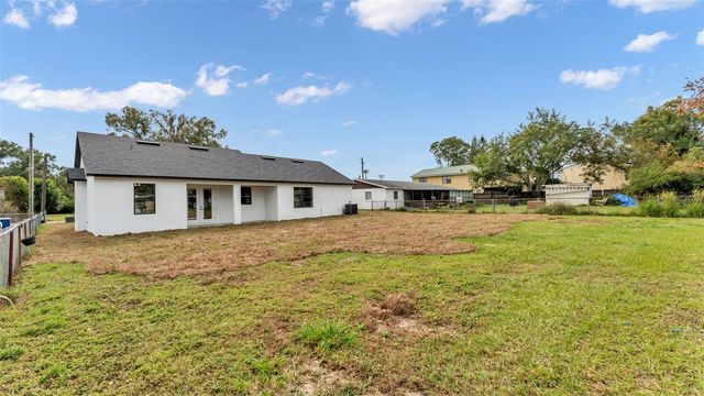 1802 AVENUE Q SW, Winter Haven, FL 33880
