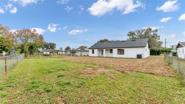 1802 AVENUE Q SW, Winter Haven, FL 33880