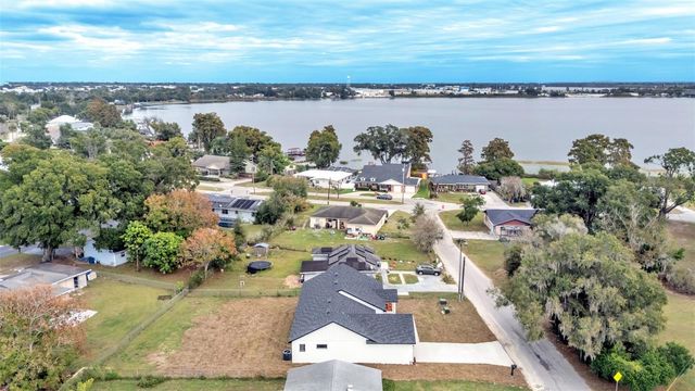 1802 AVENUE Q SW, Winter Haven, FL 33880