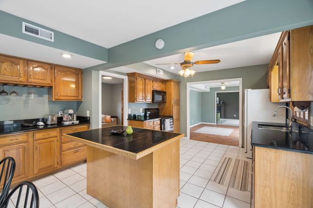 441 Wauford Dr, Nashville, TN 37211