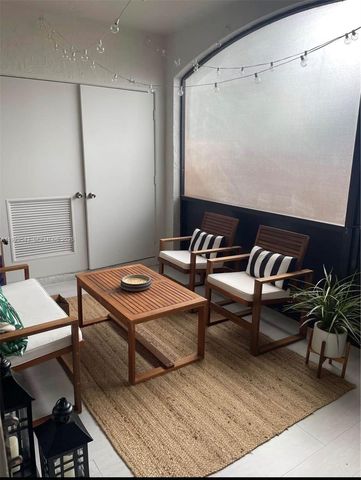 11864 NW 11th St 11864, Pembroke Pines, FL 33026