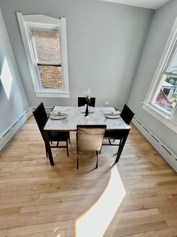 3124 N 76th Avenue, Elmwood Park, IL 60707