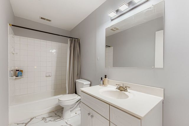 3124 N 76th Avenue, Elmwood Park, IL 60707