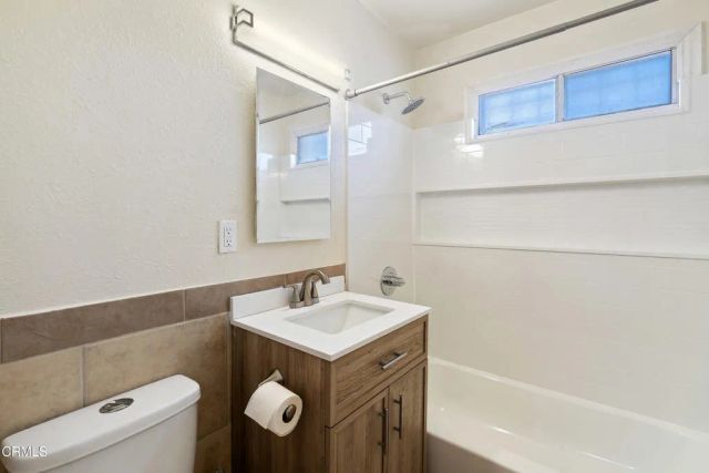 11538 Eucalyptus Avenue, Hawthorne, CA 90250