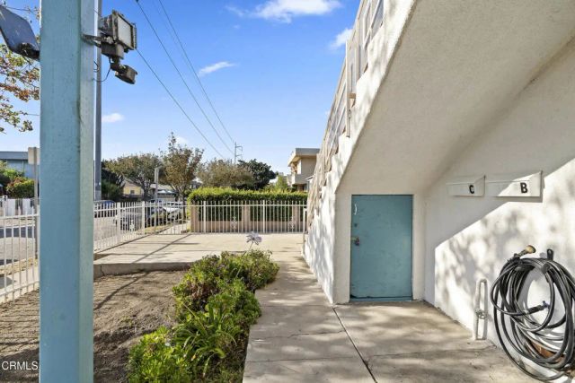 11538 Eucalyptus Avenue, Hawthorne, CA 90250