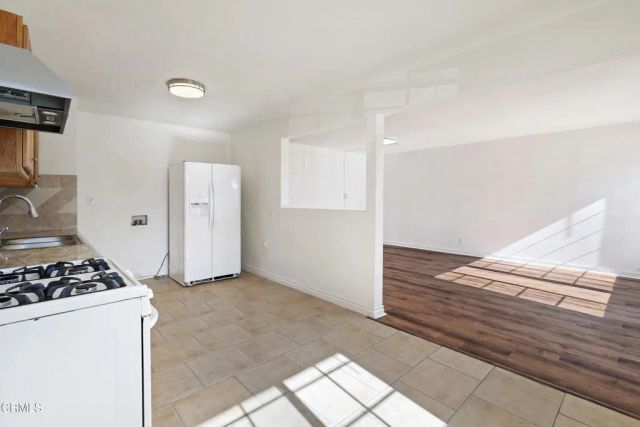 11538 Eucalyptus Avenue, Hawthorne, CA 90250