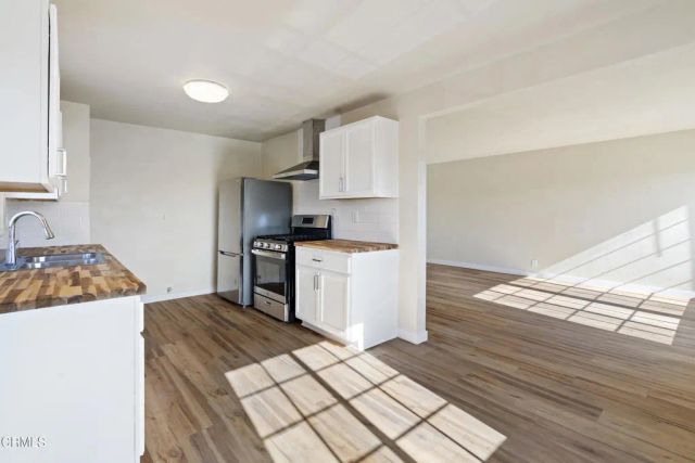 11538 Eucalyptus Avenue, Hawthorne, CA 90250