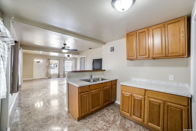 806 CERALVO ST, San Antonio, TX 78207