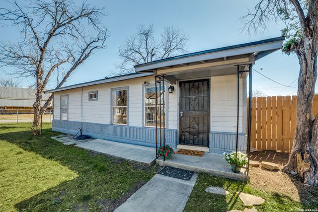 806 CERALVO ST, San Antonio, TX 78207