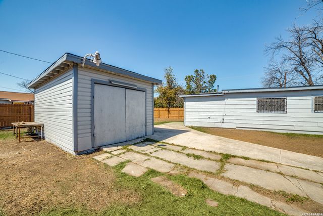 806 CERALVO ST, San Antonio, TX 78207