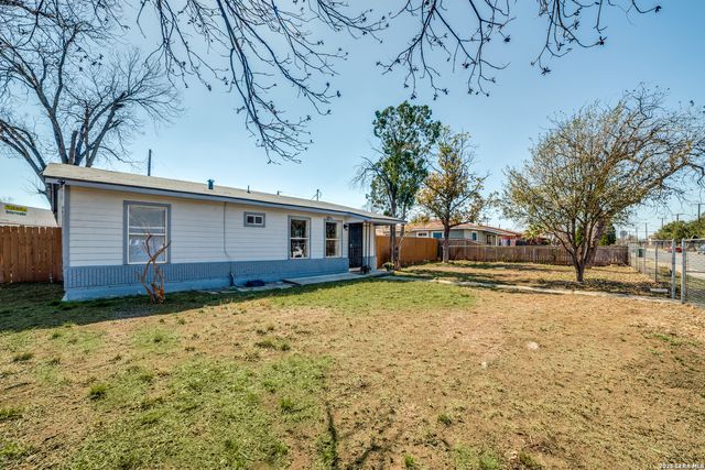 806 CERALVO ST, San Antonio, TX 78207