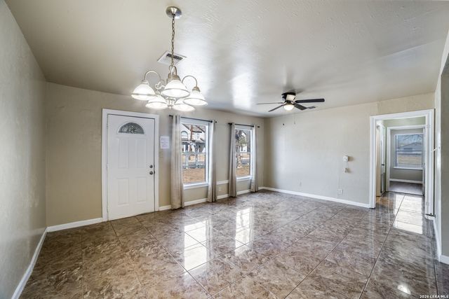 806 CERALVO ST, San Antonio, TX 78207