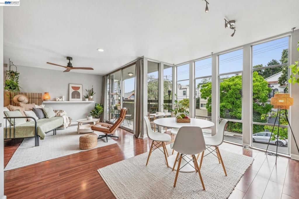 398 ADAMS STREET 302, Oakland, CA 94610