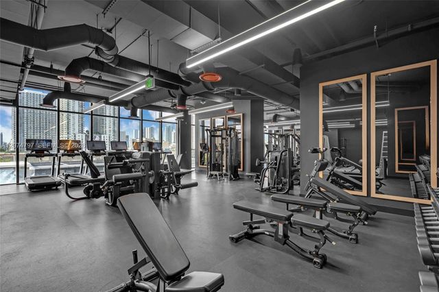 20 NE 11th Street 6101, Miami, FL 33132