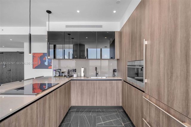 20 NE 11th Street 6101, Miami, FL 33132