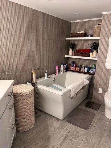 16711 Collins Ave 808, Sunny Isles Beach, FL 33160