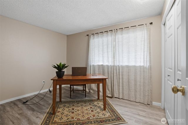 18027 10th Place NE, Poulsbo, WA 98370