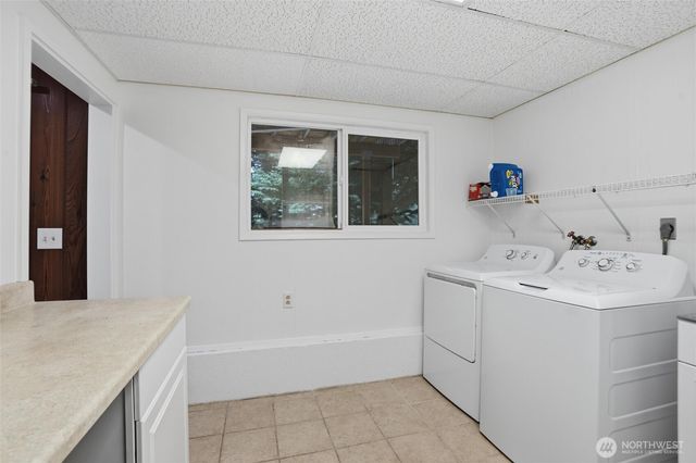 18027 10th Place NE, Poulsbo, WA 98370