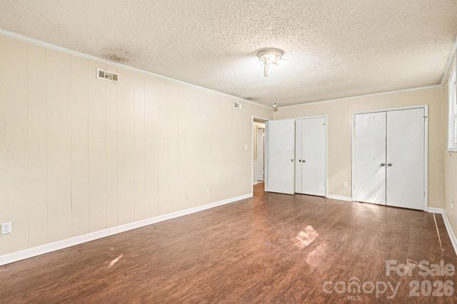 5508 Viewmont Drive, Charlotte, NC 28215