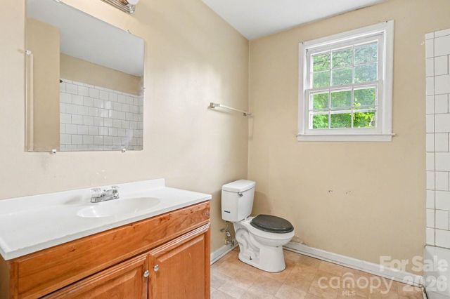 5508 Viewmont Drive, Charlotte, NC 28215