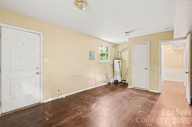 5508 Viewmont Drive, Charlotte, NC 28215