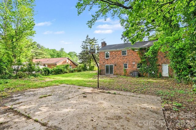 5508 Viewmont Drive, Charlotte, NC 28215