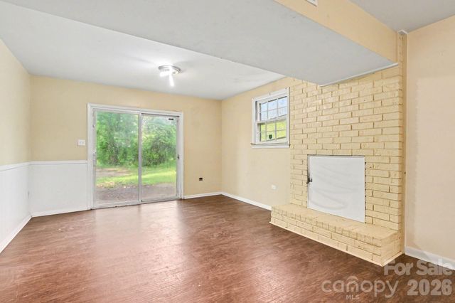 5508 Viewmont Drive, Charlotte, NC 28215