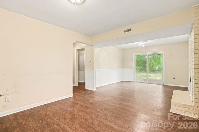 5508 Viewmont Drive, Charlotte, NC 28215