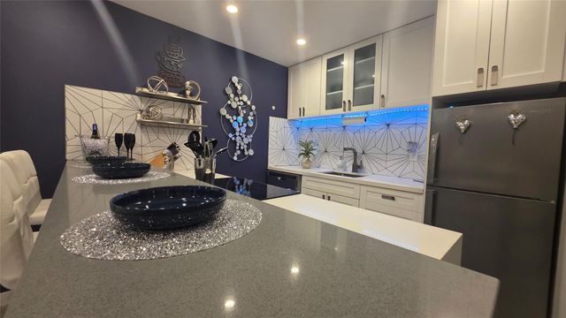 15610 NE 6th Ave 36D, Miami, FL 33162