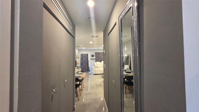 15610 NE 6th Ave 36D, Miami, FL 33162