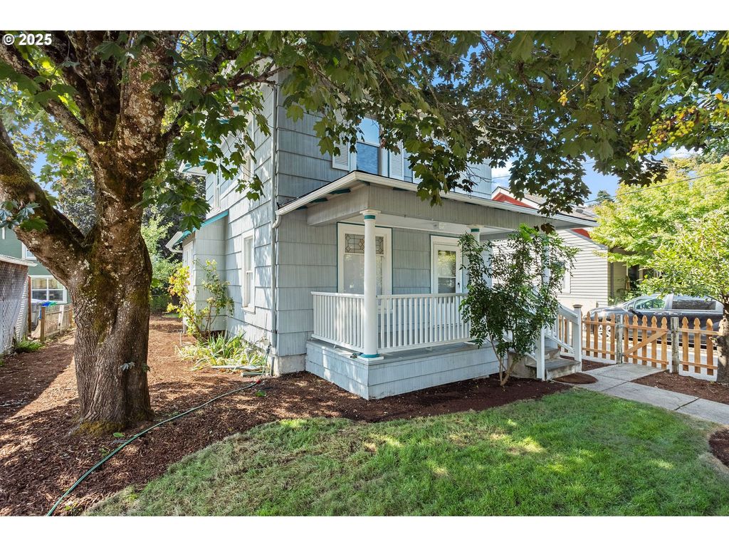 9116 N SYRACUSE St, Portland, OR 97203