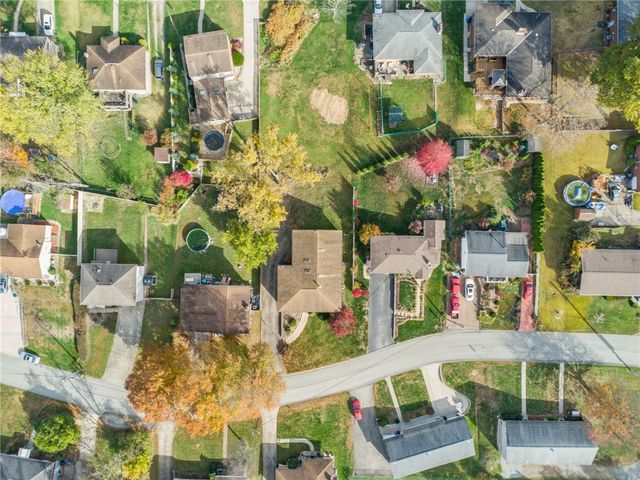 12219 Roth Dr, North Huntingdon, PA 15642