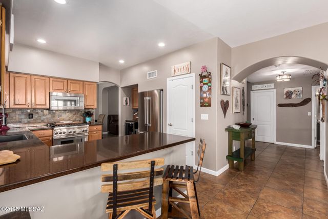 239 S Eastern Dawn Avenue, Tucson, AZ 85748