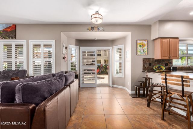 239 S Eastern Dawn Avenue, Tucson, AZ 85748