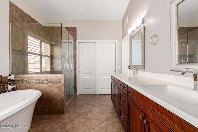 239 S Eastern Dawn Avenue, Tucson, AZ 85748