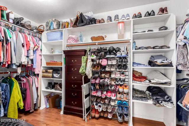 239 S Eastern Dawn Avenue, Tucson, AZ 85748