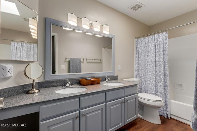 239 S Eastern Dawn Avenue, Tucson, AZ 85748