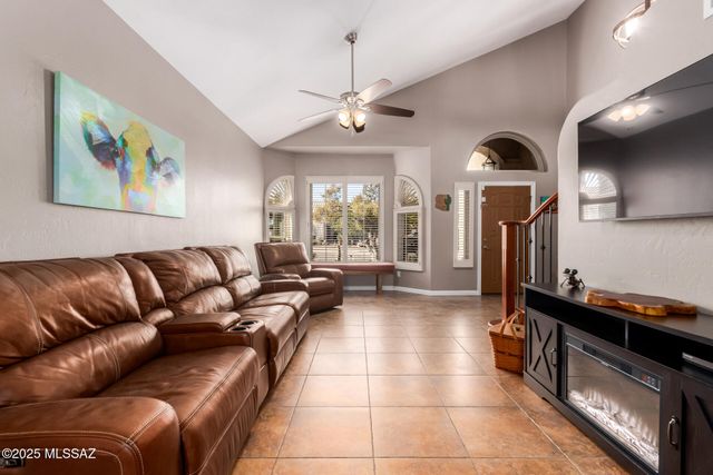 239 S Eastern Dawn Avenue, Tucson, AZ 85748