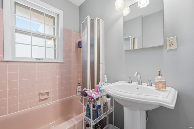 3425 W Brook Drive, Muncie, IN 47304