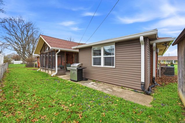 3425 W Brook Drive, Muncie, IN 47304