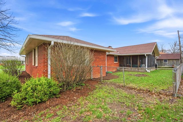 3425 W Brook Drive, Muncie, IN 47304