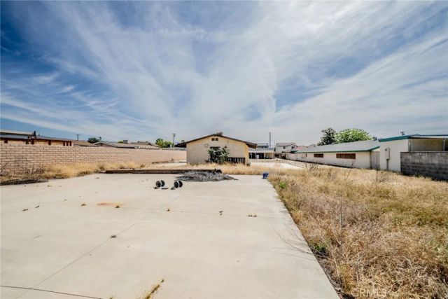 732 S Acacia, Rialto, CA 92376