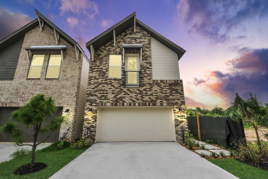 5612 Bertellis Lane, Houston, TX 77091