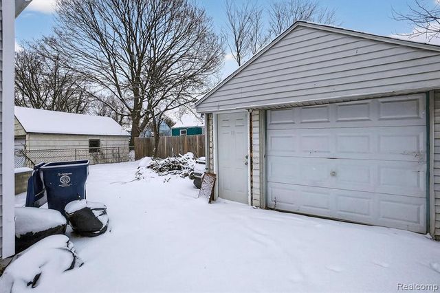 338 Browning Avenue, Flint, MI 48507