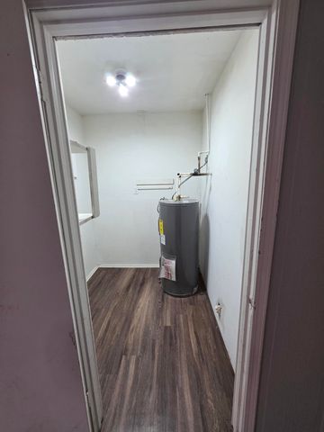 3366 LONE ROCK DR, Memphis, TN 38128