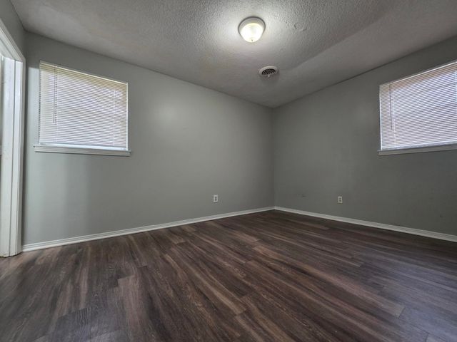 3366 LONE ROCK DR, Memphis, TN 38128