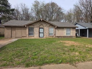 3366 LONE ROCK DR, Memphis, TN 38128