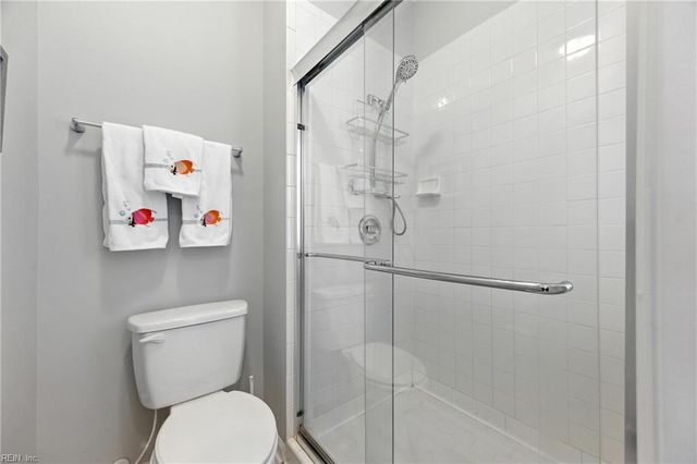 1003 High Dunes Quay Apt 101, Hampton, VA 23664